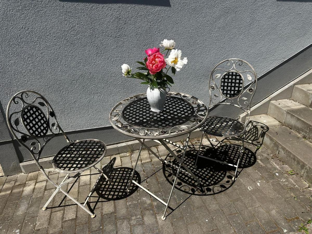 Apartman U Jezirka Velke Prilepy Exterior foto