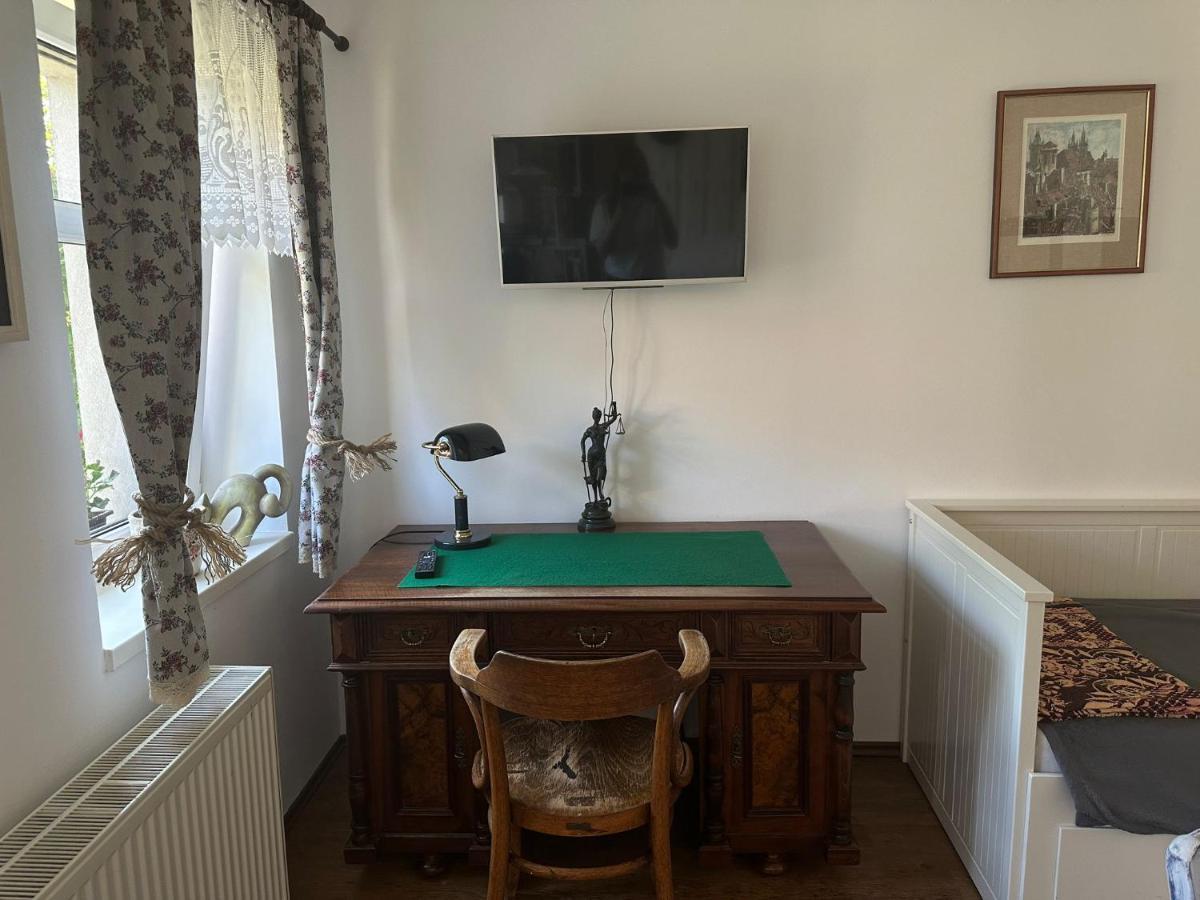 Apartman U Jezirka Velke Prilepy Exterior foto