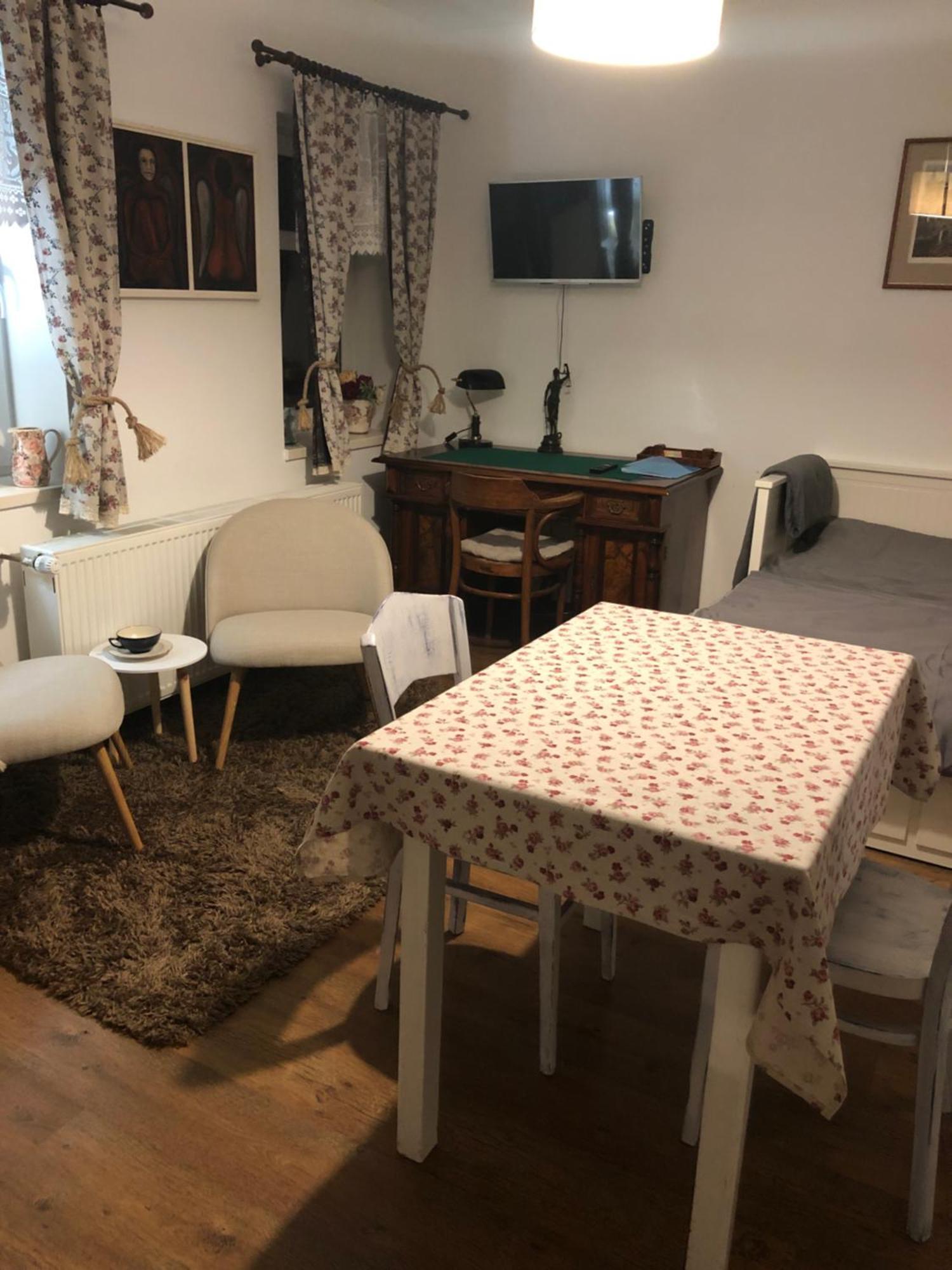 Apartman U Jezirka Velke Prilepy Exterior foto